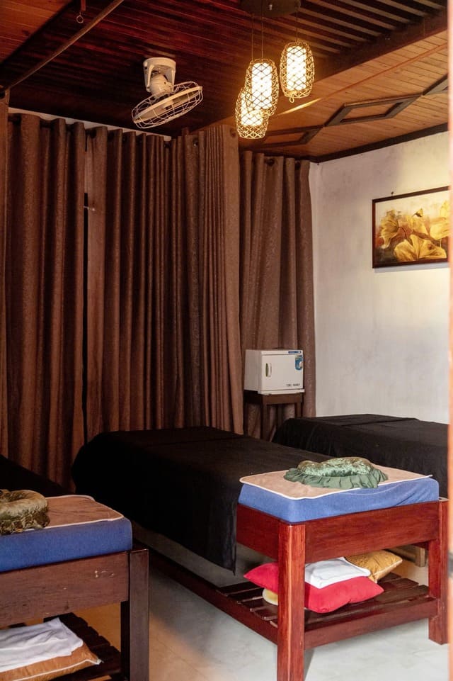 Phòng trị liệu riêng tư dành cho khách sử dụng dịch vụ Vietnamese Head Spa Hoi An.