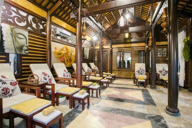 Không gian tiếp khách và thư giãn tại Art Spa Hoi An dành cho khách Vietnamese Head Spa Hoi An.